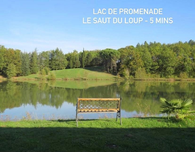 Une Pause Nature Chez Marion Et Cedric Montignac-Toupinerie Eksteriør bilde